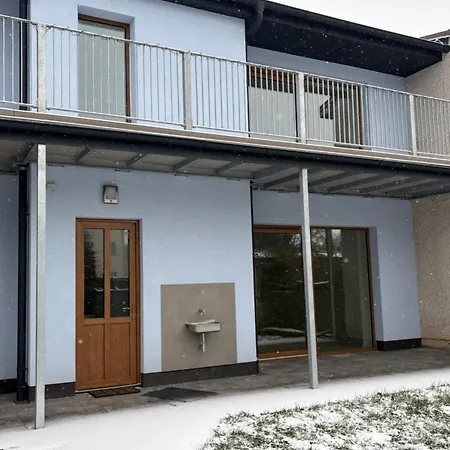 V Podharti Dvůr Králové nad Labem