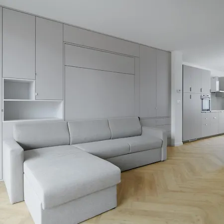 V Podharti 아파트 Dvůr Králové nad Labem